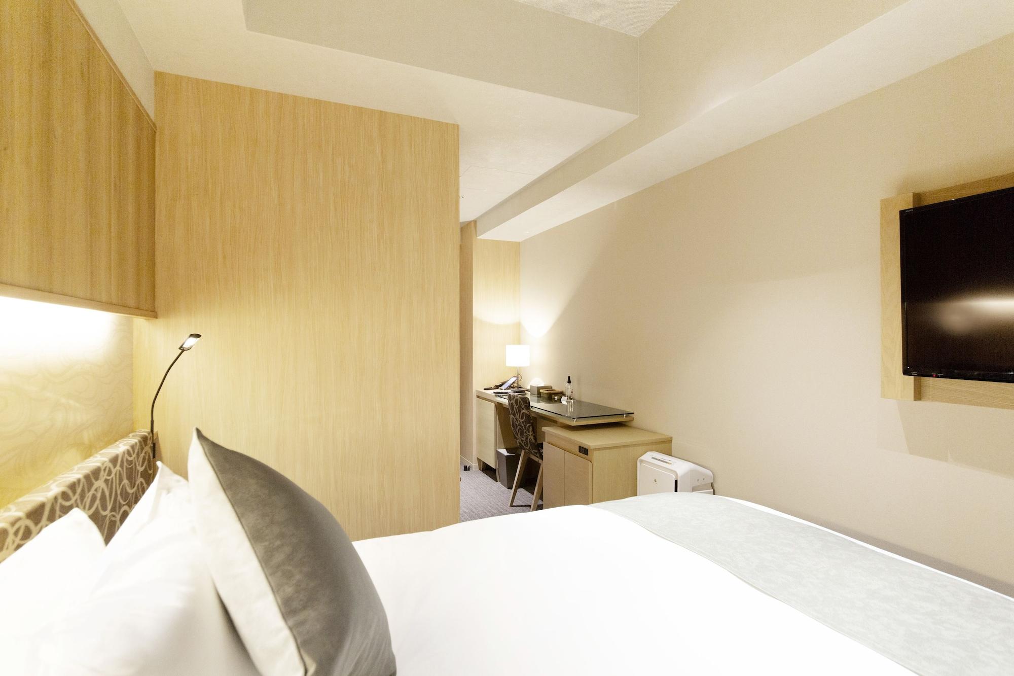 Hillarys Shinsaibashi Hotel Ōsaka
