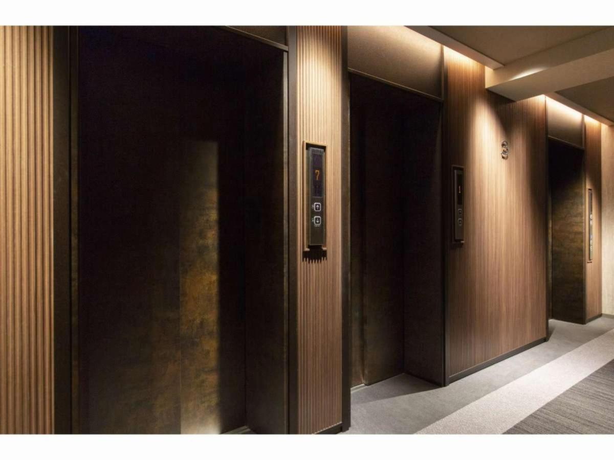 Hillarys Shinsaibashi Hotel Ōsaka
